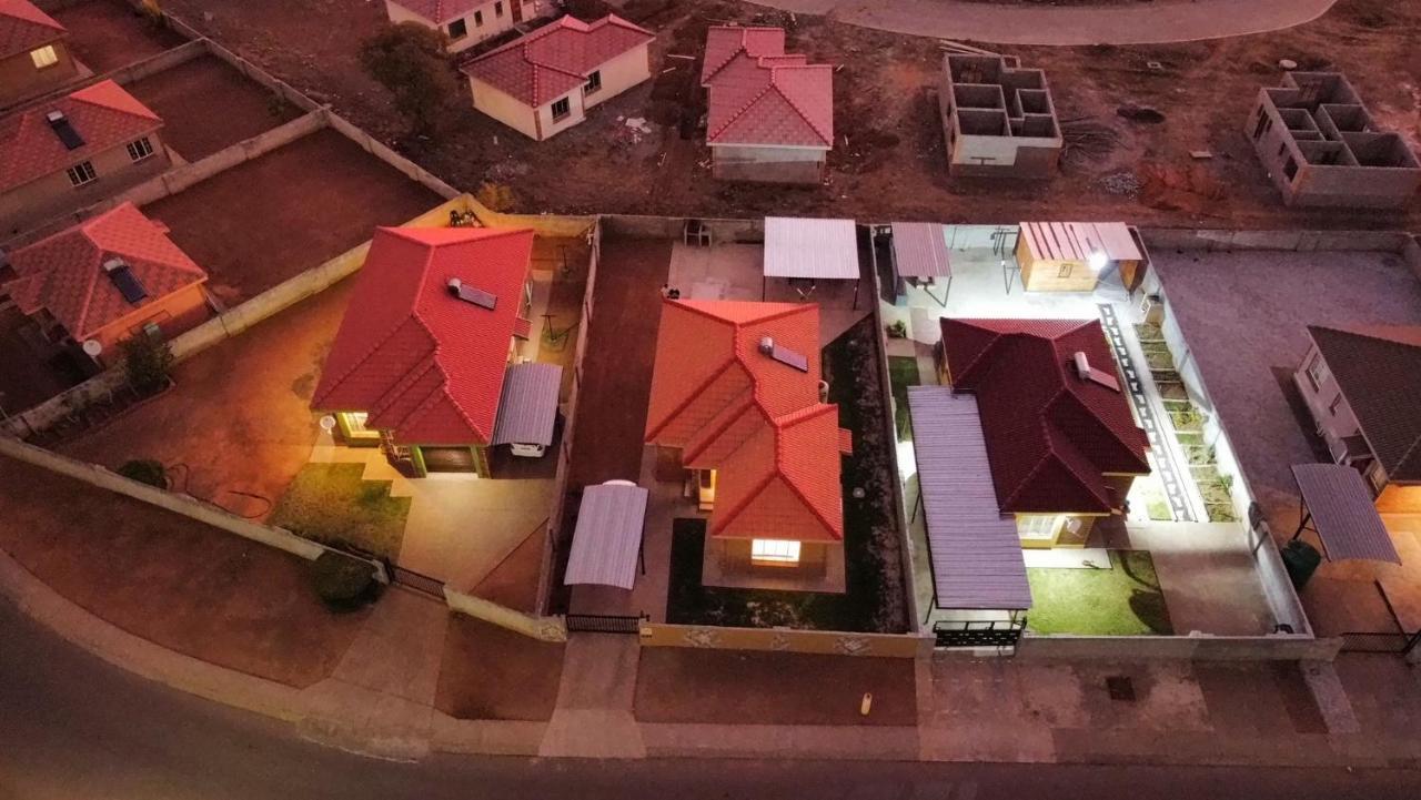 Rhino House With 3 Bedrooms Next To Pilanesberg And Sun City Mogwase Екстериор снимка